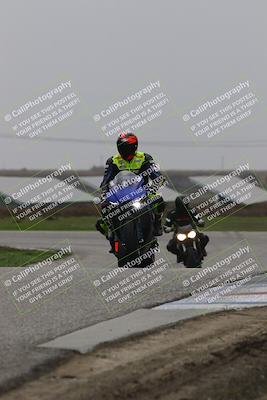 media/Nov-29-2025-TrackDaz (Sat) [[10ae2d9bce]]/C Group/Session 4 (Wheelie Bump)/